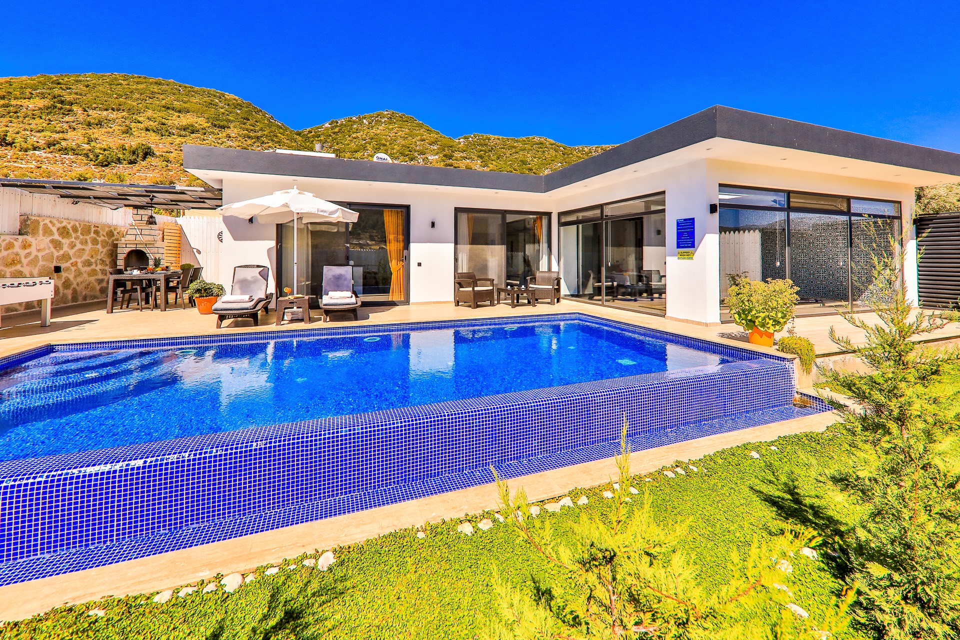 Villa Therapy